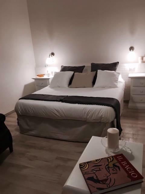 Chiaia House Bed & Breakfast Napoli Exterior foto